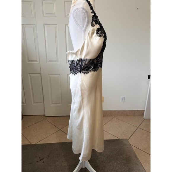 White House Black Market Halter Satin Lace Midi Dress XS/S Coctail Romantic - Picture 5 of 11